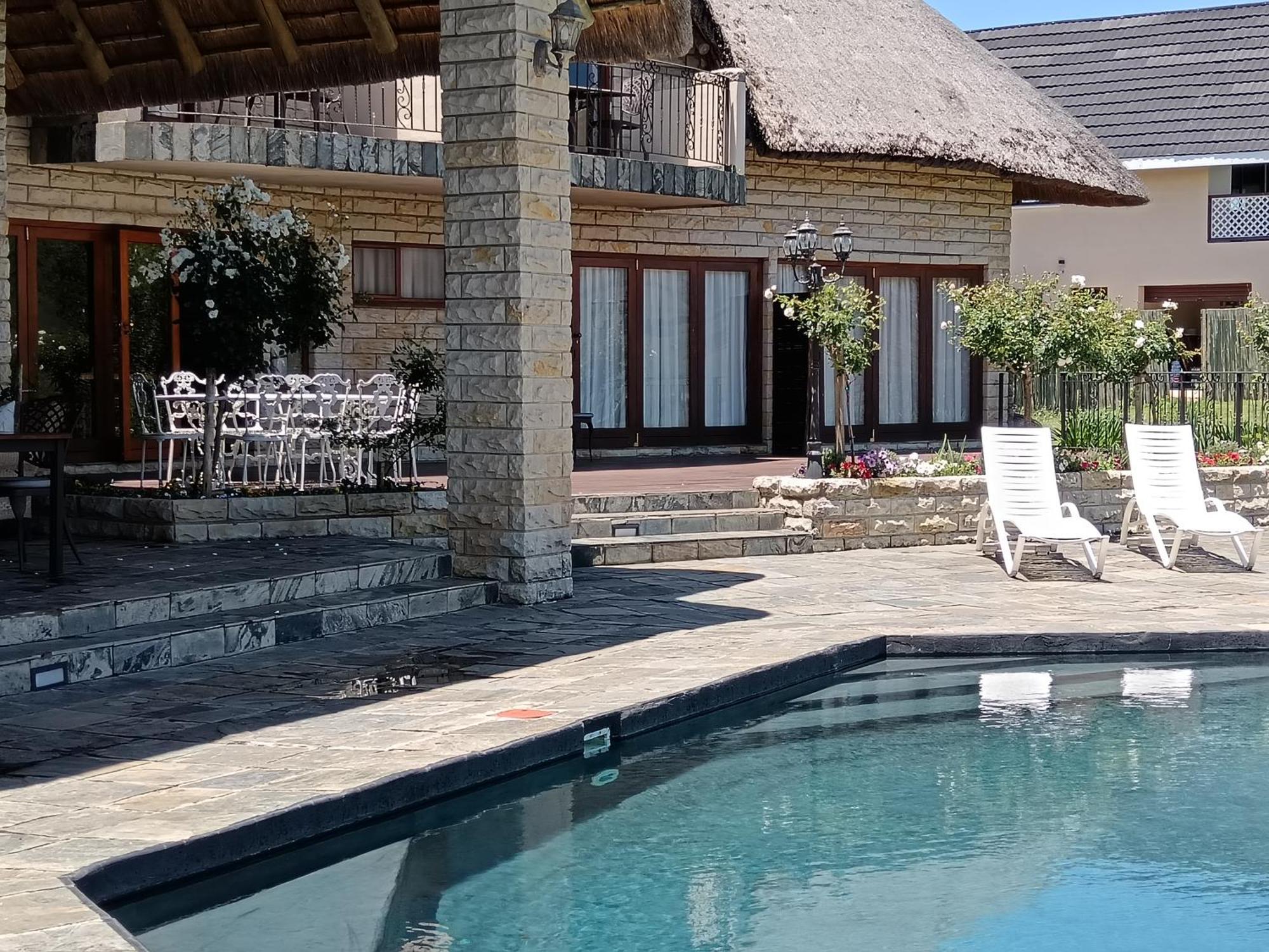 Inkungu Boutique Hotel Champagne Valley Extérieur photo