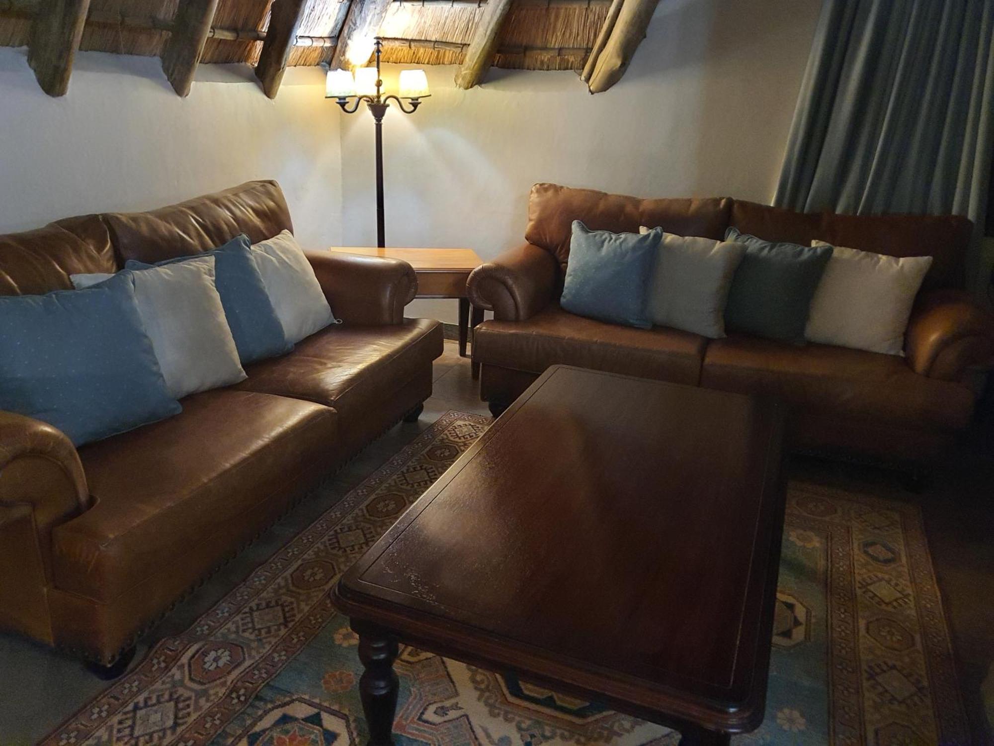 Inkungu Boutique Hotel Champagne Valley Extérieur photo