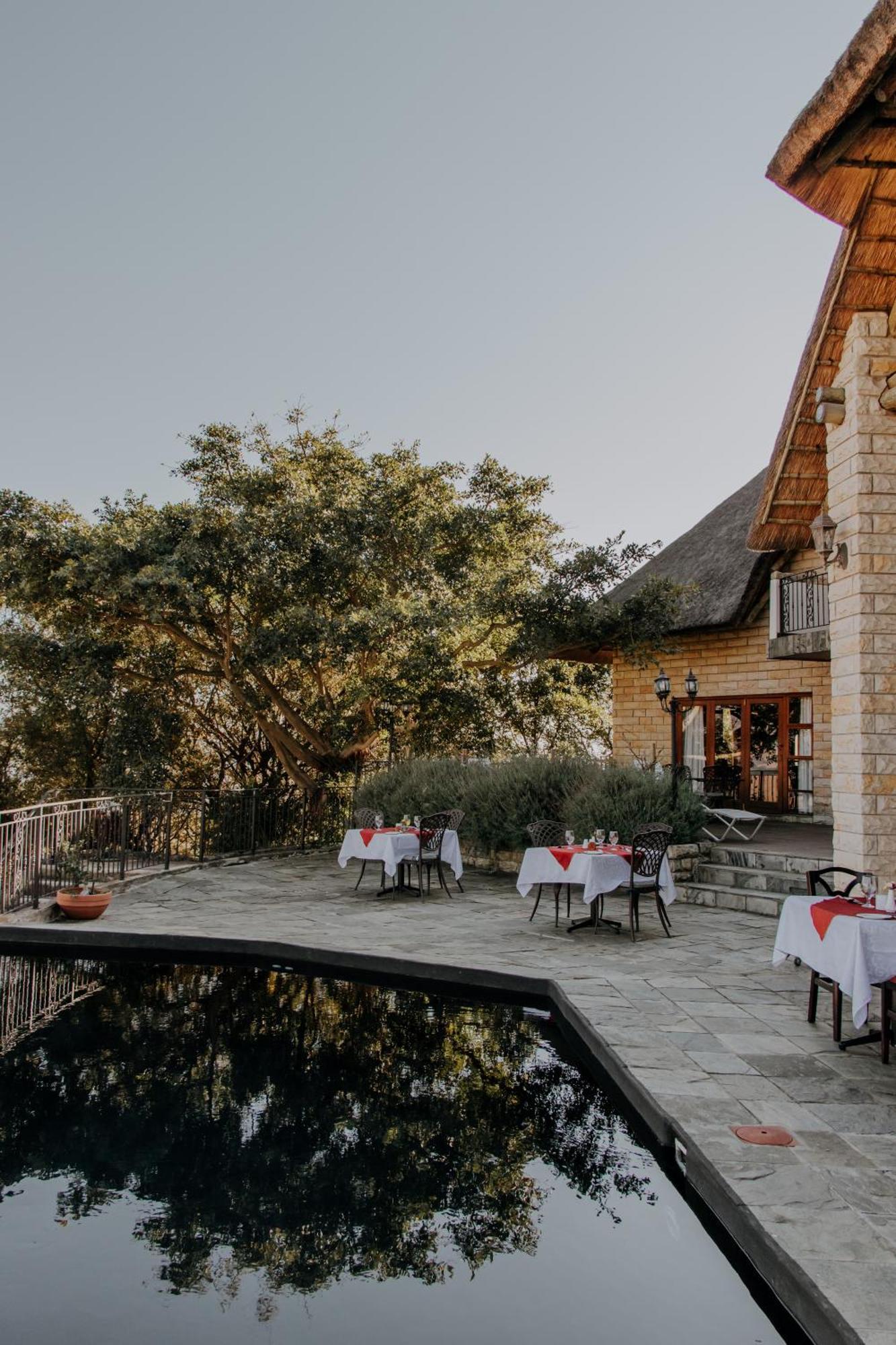 Inkungu Boutique Hotel Champagne Valley Extérieur photo